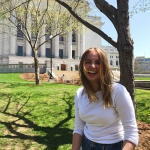 Meet your Posher, Nora